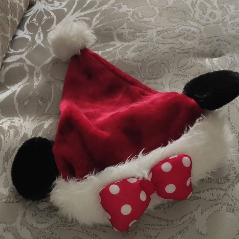 Disney Minnie Mouse Santa hat